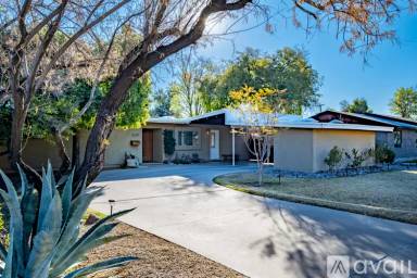 Main picture of 2107 S Ventura Dr