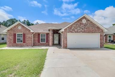 Main picture of 866 Brentwood Dr