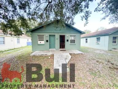 Main picture of 901-05 W Anderson St