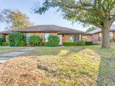 Main picture of 1640 Brown Trl