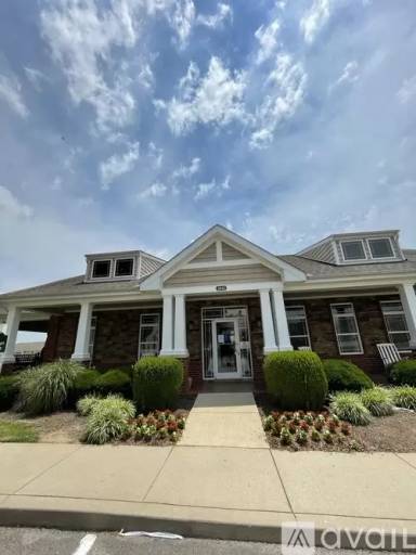 Main picture of 6020 Hillside Ln