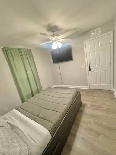 Main picture of 1124 N Stella Ave
