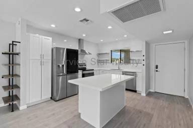 Main picture of 314 W Maryland Ave