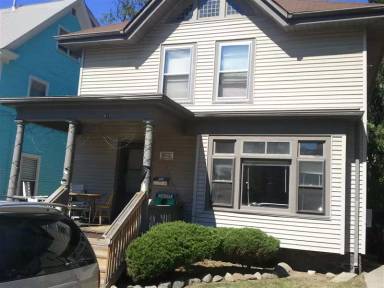 Main picture of 939 Greenwood Ave