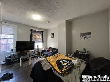 Main picture of 41 Anderson St