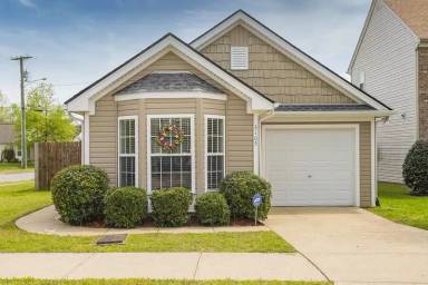 Main picture of 3105 Penn Meade Way