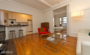 Main picture of 140 W 55th St