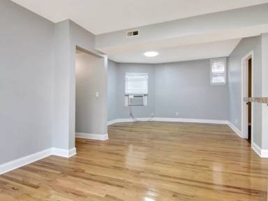 Main picture of 6130 S Saint Lawrence Ave