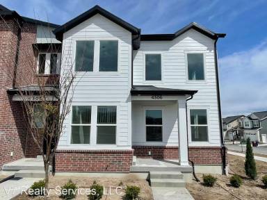 Main picture of Mountain Ridge Townhomes