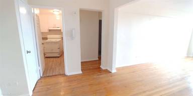 Main picture of 1279 E 17th St