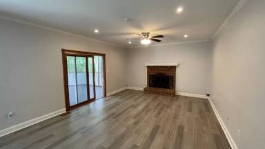 Main picture of 31 Ballantrae Ct