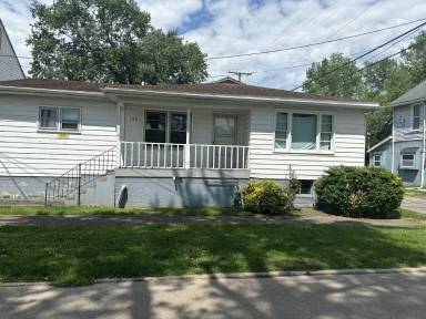 Main picture of 338 S 8th St
