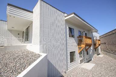 Main picture of 1333 N 27th St