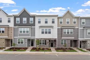 Main picture of 705 Lucky Clover Way
