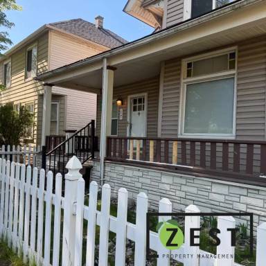 Main picture of 17 W James St