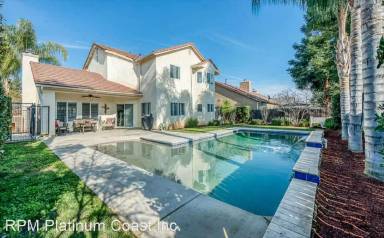 Main picture of 2927 E Solar Ave