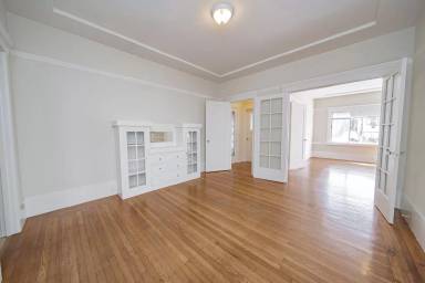 Main picture of 4120 Emerald St