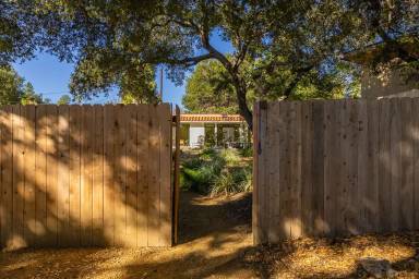 Main picture of 108 E Summer St