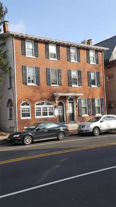 Main picture of 217 High St
