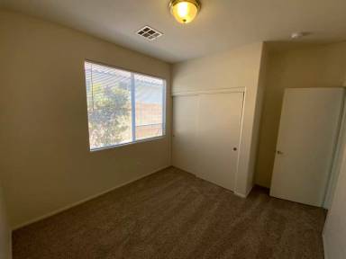 Main picture of 2392 Predera Ave