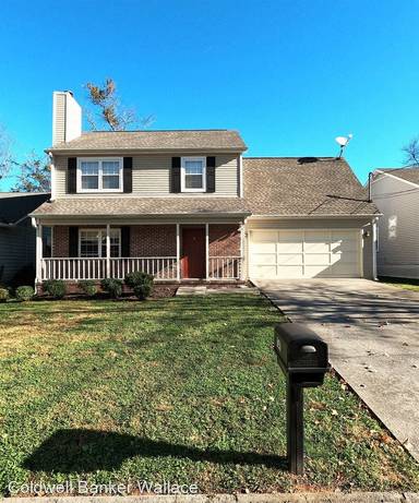 Main picture of 1340 Woodridge Dr