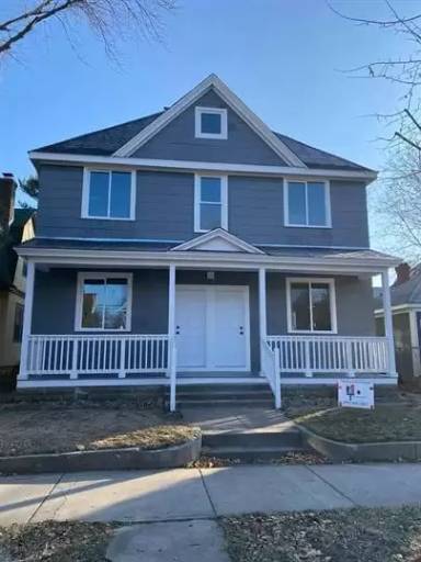 Main picture of 2113 27th Ave S