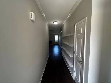 Main picture of 2208 Adkins Cir