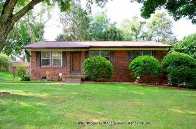 Main picture of 53 Tipperary Dr