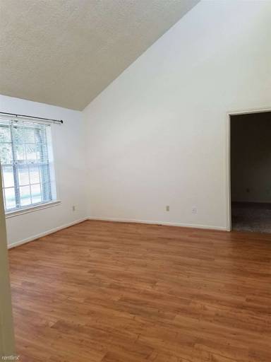 Main picture of 3324 Bluestem Cir