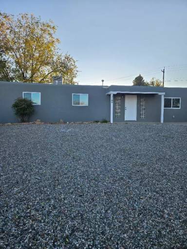 Main picture of 3709 Highland View Dr