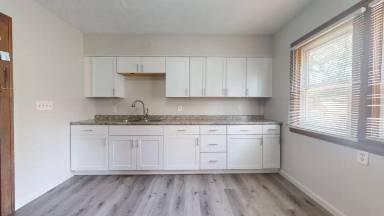 Main picture of 9715 Plymouth Ave