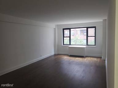Main picture of Sutton Town House