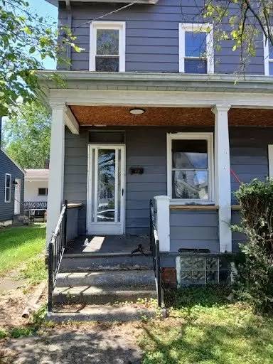 Main picture of 1727 3rd Ave