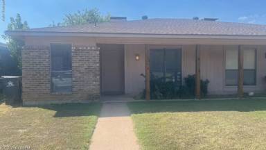 Main picture of 2702 Westchester Dr