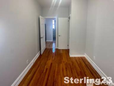 Main picture of 23 90 29 St