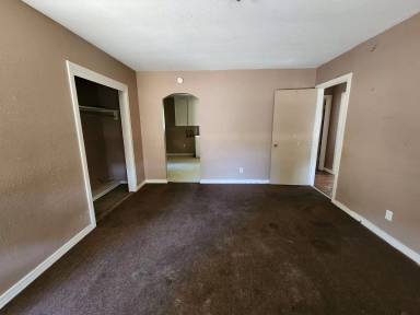 Main picture of 1654 Dickinson St