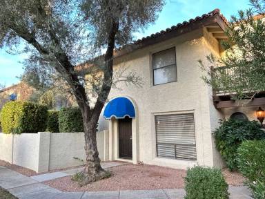 Main picture of 8638 S 51st St