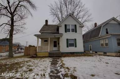 Main picture of 252 W 29th St