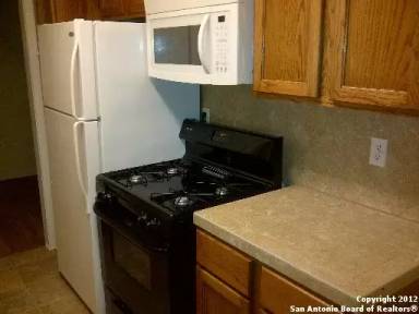 Main picture of 1524 W Woodlawn Ave