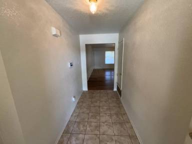 Main picture of 621 Deloris Dr