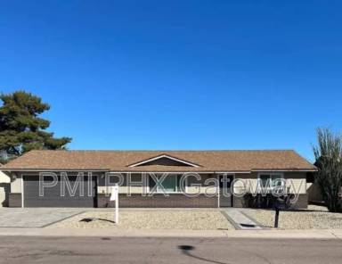 Main picture of 1336 W 12th St