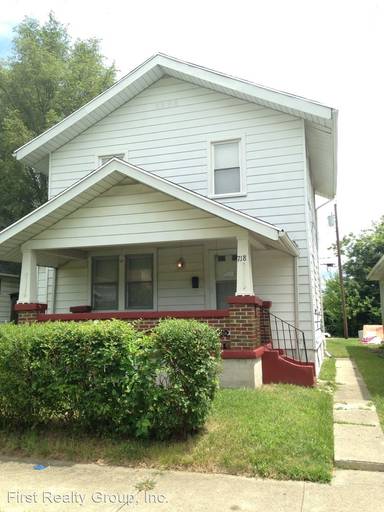 Main picture of 718 Randolph St