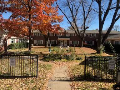 Main picture of 800 Lincoln St
