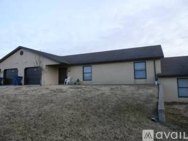 Main picture of 1406 Windcrest Ct