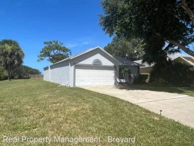 Main picture of 332 Myrtlewood Rd