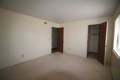 Main picture of 20 Southwinds Cir