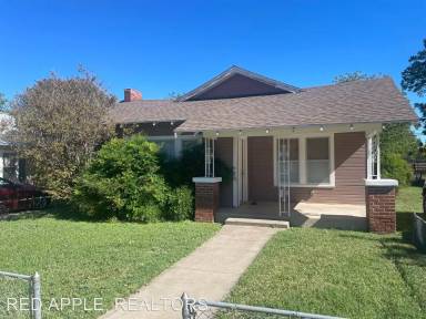 Main picture of 349 Jeanette St
