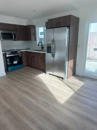 Main picture of 3777 Logan Ave