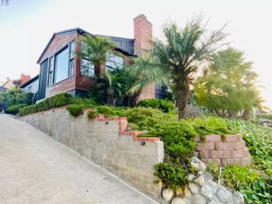 Main picture of 3411 Zola St