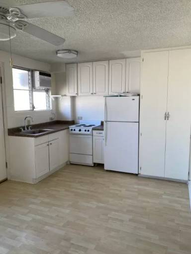Main picture of 636 Nalanui St